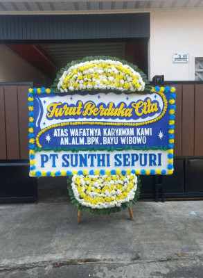 Papan Bunga Duka di Medan Tuntungan